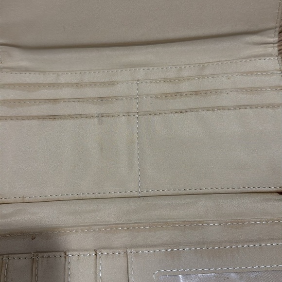 Aigner Gold Metalic Wallet - Picture 7 of 8